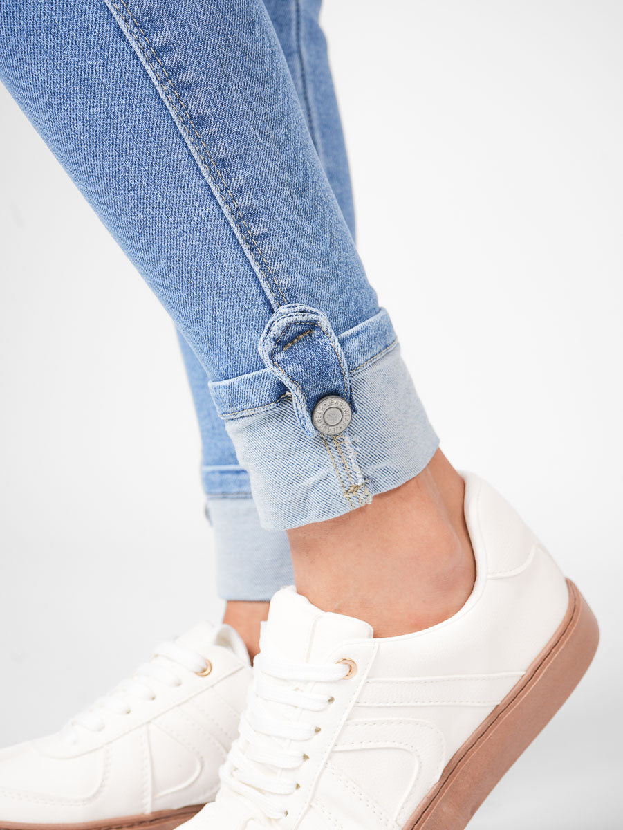 Ref: DCN880C Jean Skinny Stretch, Tiro Alto, Tono Claro