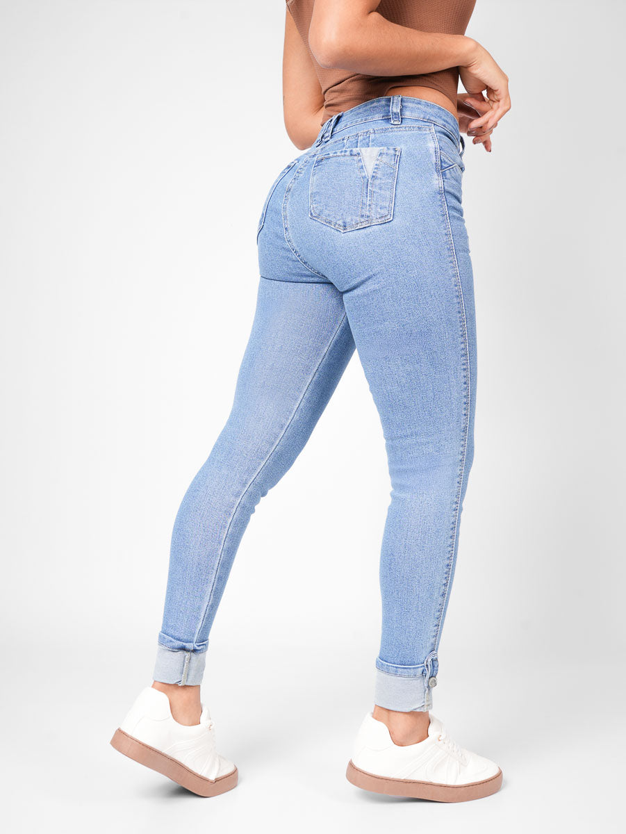 Ref: DCN880C Jean Skinny Stretch, Tiro Alto, Tono Claro