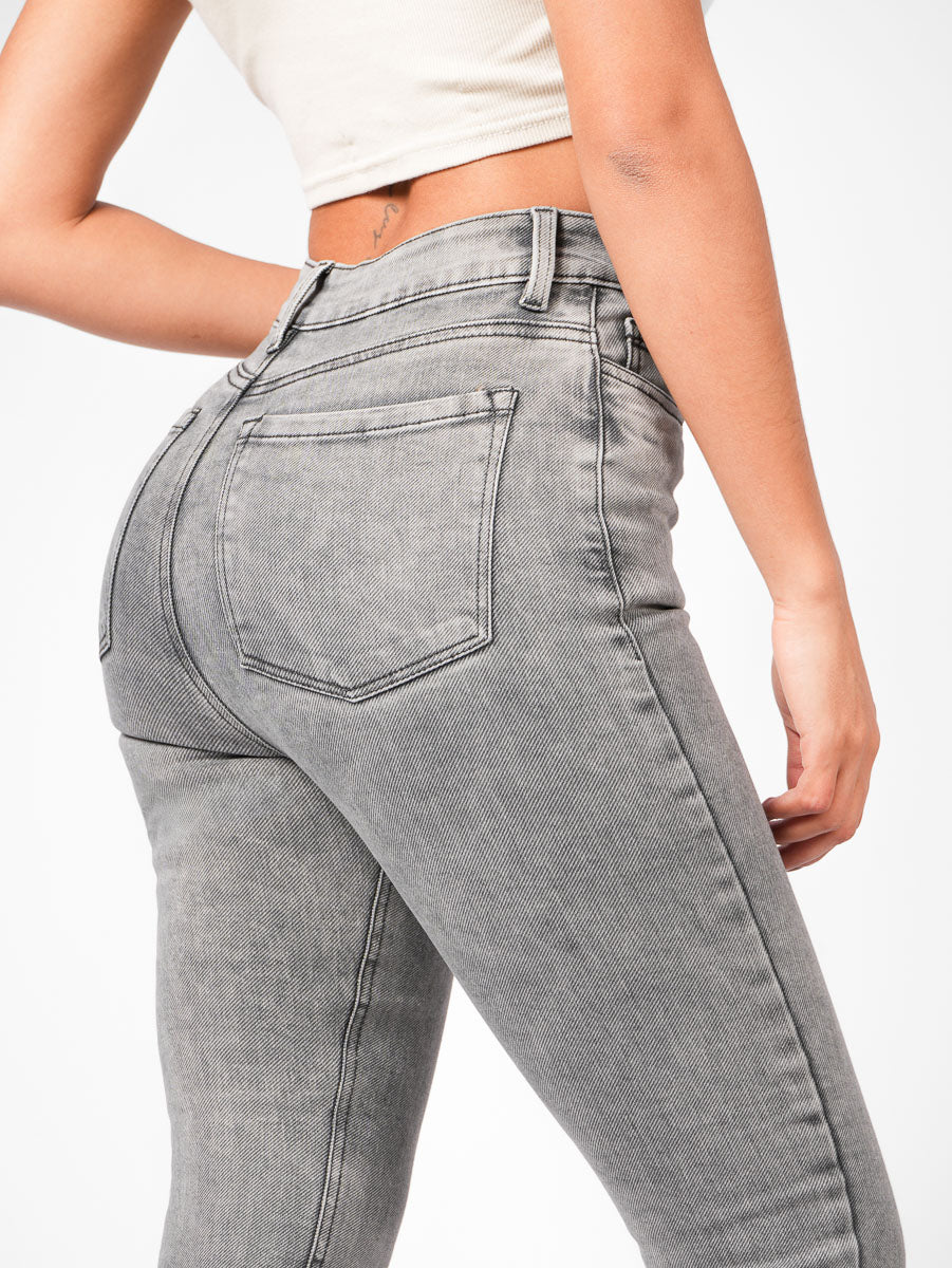 Ref: DCN877C Jean Skinny Stretch, Tiro Alto, Tono Gris Claro