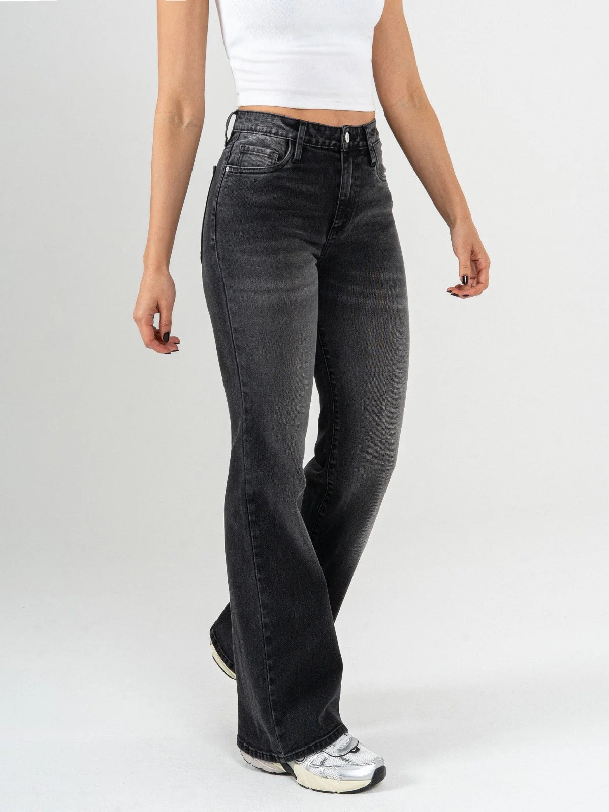 REF: DCN922 Mom Flare Strech Gris