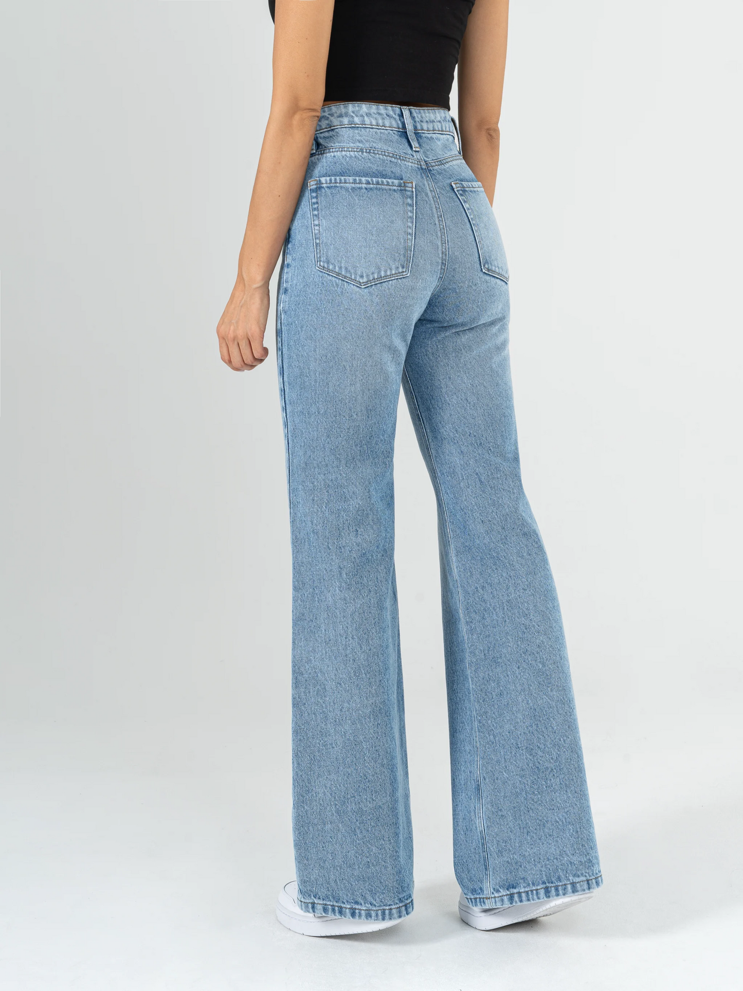 Ref: DCN968 Jean mom Flare, rígido, tiro medio, tono azul