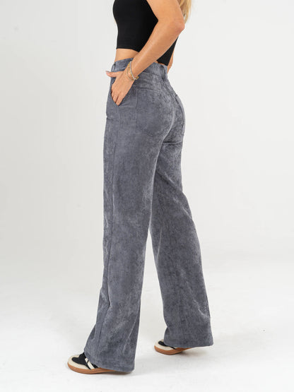 Ref: DCN861 Pantalón straight leg, stretch, en corduroy, tiro alto
