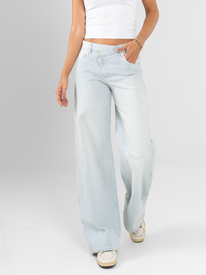 Ref: DCN1103 Jean wide leg, tiro alto, confort, rayas, tono azul claro