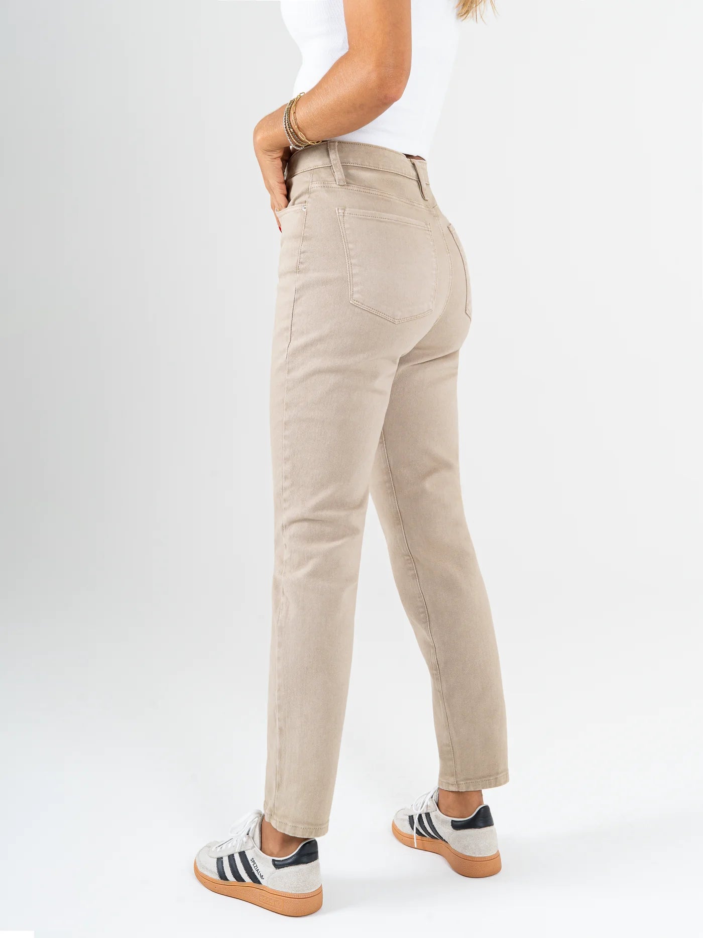 Ref: DCN973 Pantalón mom fit Strech, tiro alto
