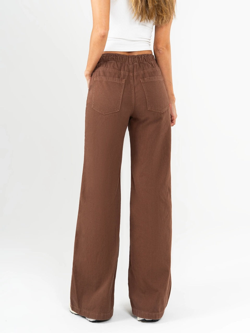 REF: DCN917 Pantalón palazzo, rígido, tiro medio, cintura con elástico.