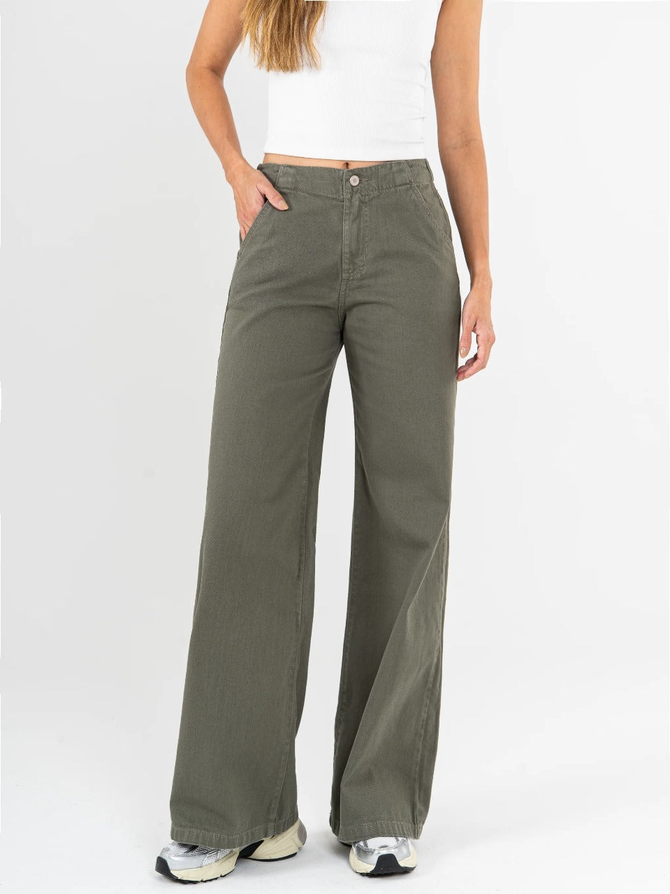 REF: DCN917 Pantalón palazzo, rígido, tiro medio, cintura con elástico.