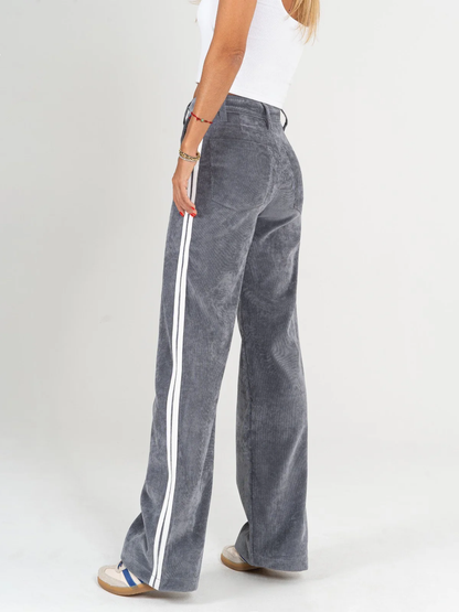 Ref: DCN867 Pantalón Lineas Straight Leg , stretch, en corduroy, tiro alto