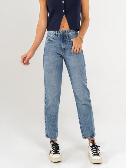 REF: DCN1002 Jean Mom fit rígido,detalle laretal
