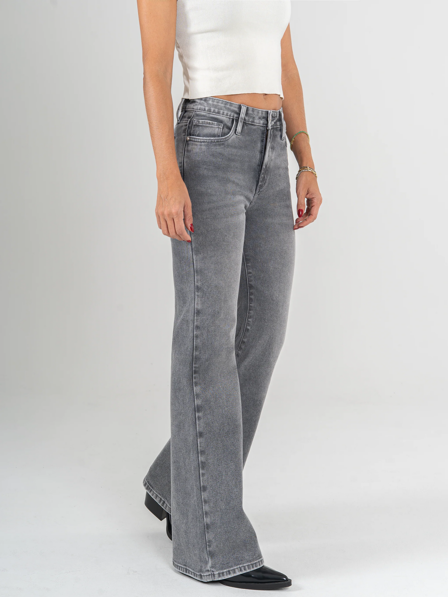 Ref: DCN1015 Jean flare stretch, bota ancha, tiro alto, tono gris