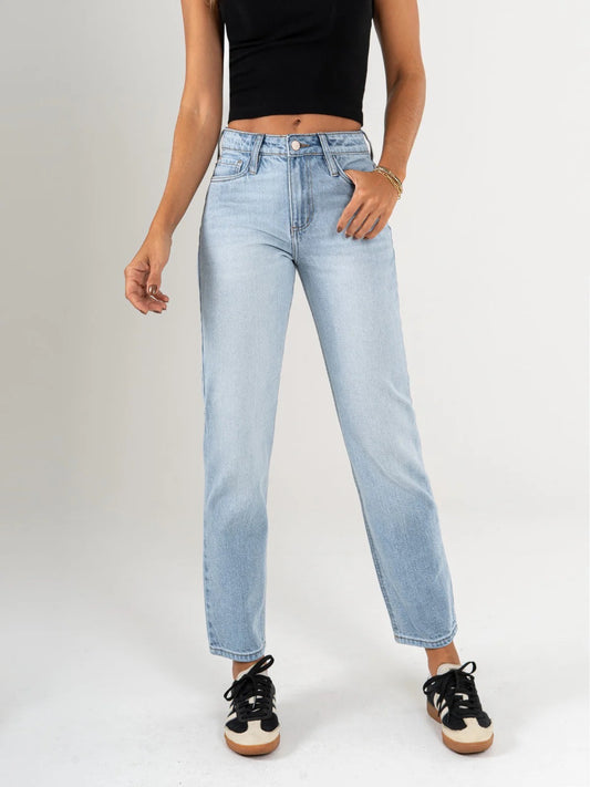 REF: DCN929 Jean Mom fit rígido, tiro alto
