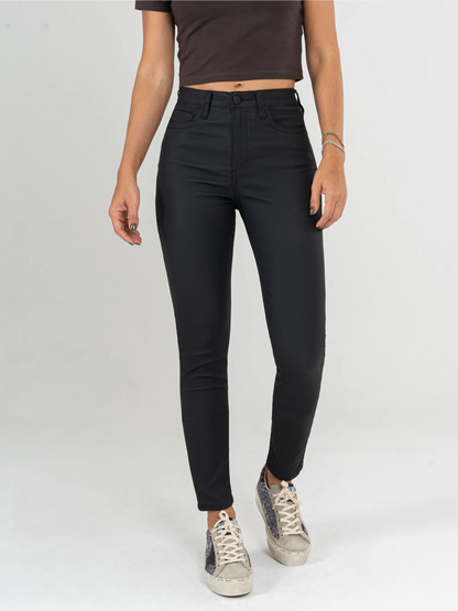 REF: DCN970 Pantalon en cuerina stretch, tiro alto