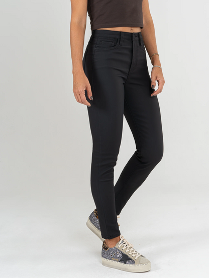 REF: DCN970 Pantalon en cuerina stretch, tiro alto