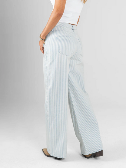 Ref: DCN1091 Jean wide leg, tiro alto, confort, rayas, tono azul claro