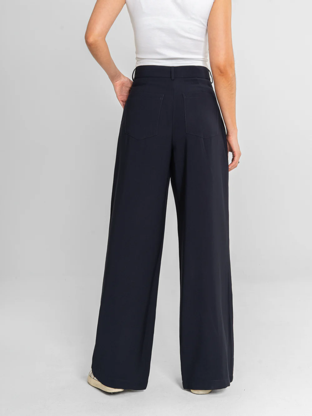 Ref: DCN1109 Pantalón Palazo, tejido plano liviano, tiro alto.