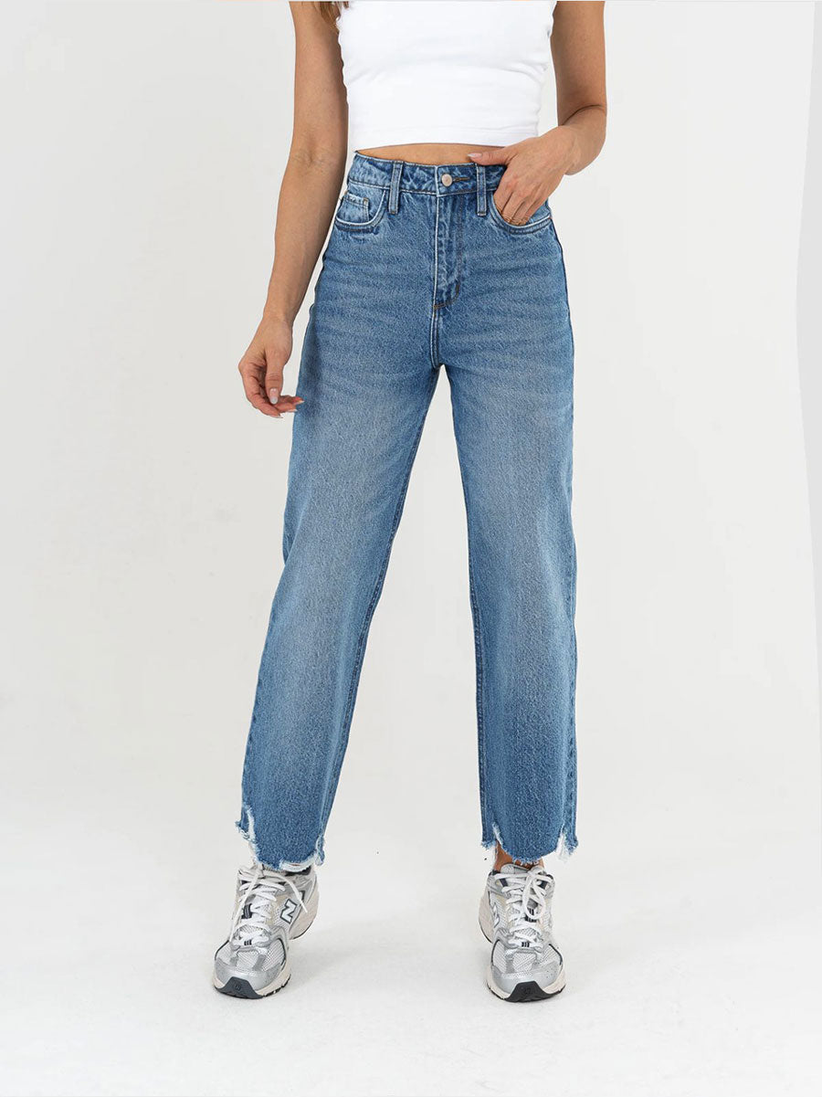 REF: DCN787  Jean Mom Flare , rígido, tiro alto